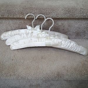 3 Pack Dress Hangers with Bow